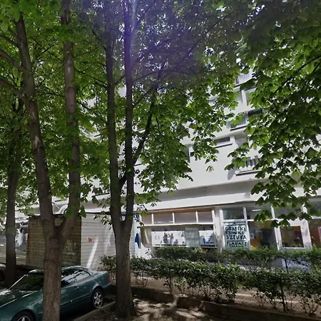 Apartment Chlodna 15