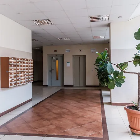 アパート Chlodna 15 ワルシャワ