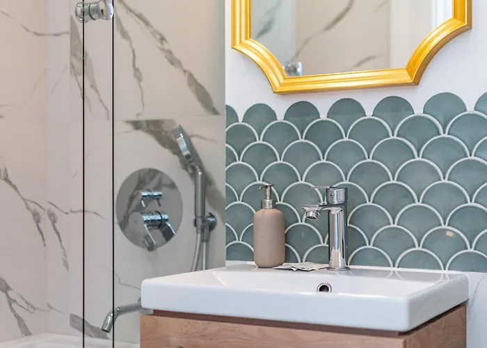 Chlodna 15 وارسو